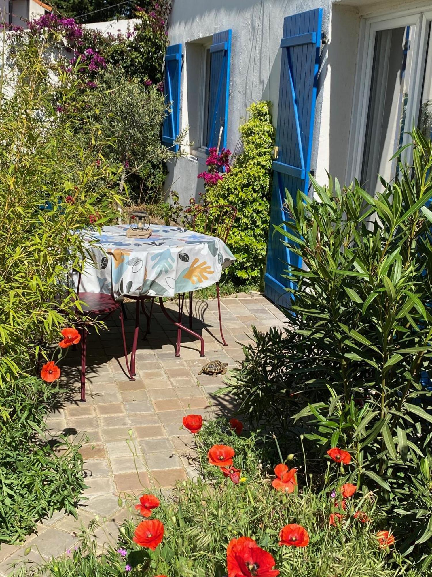 Maisonnette De Jardin Marseille Exterior photo
